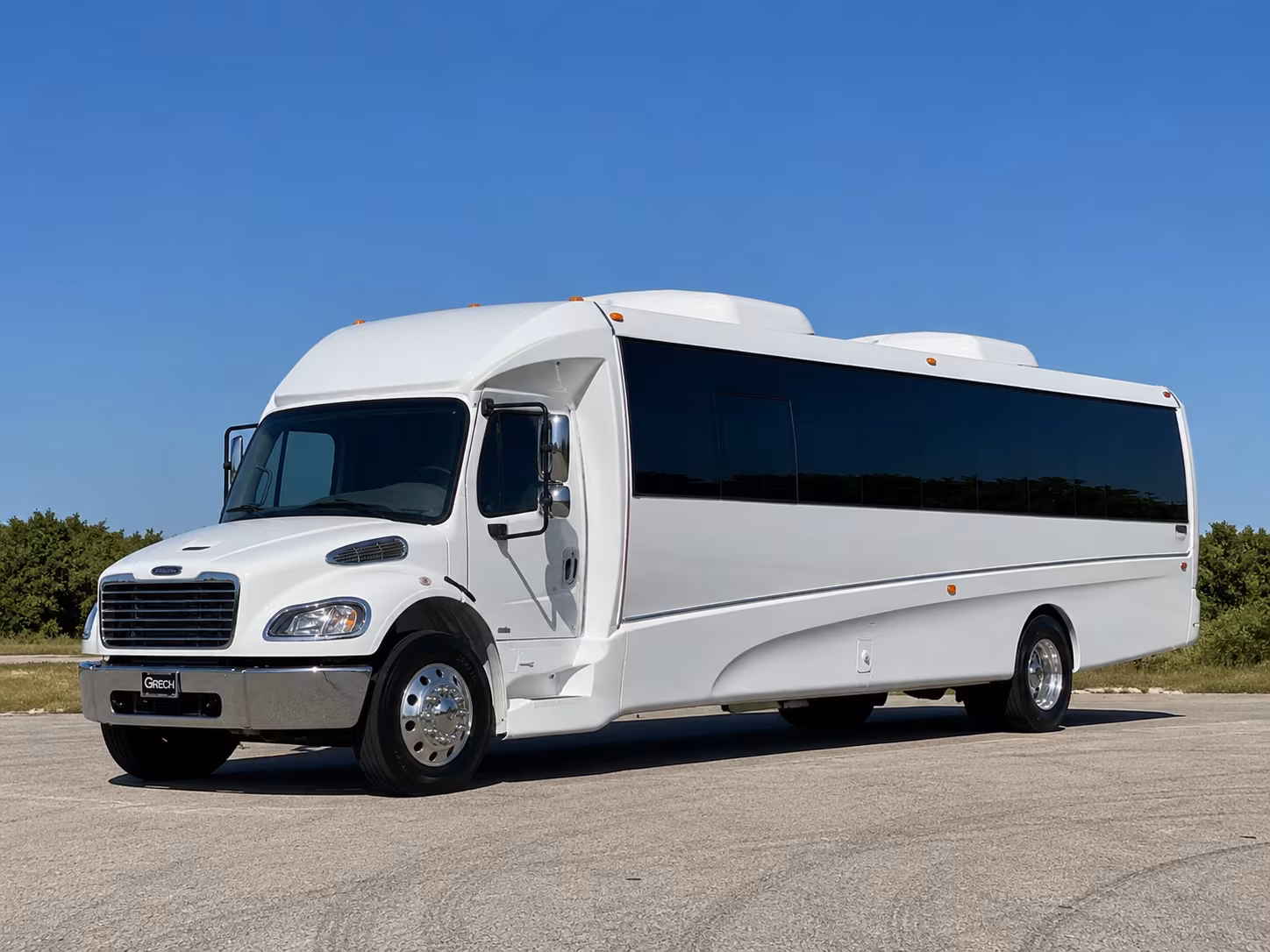 Akron Birthday, Sweet 16, & Quinceañera Party Bus Rentals