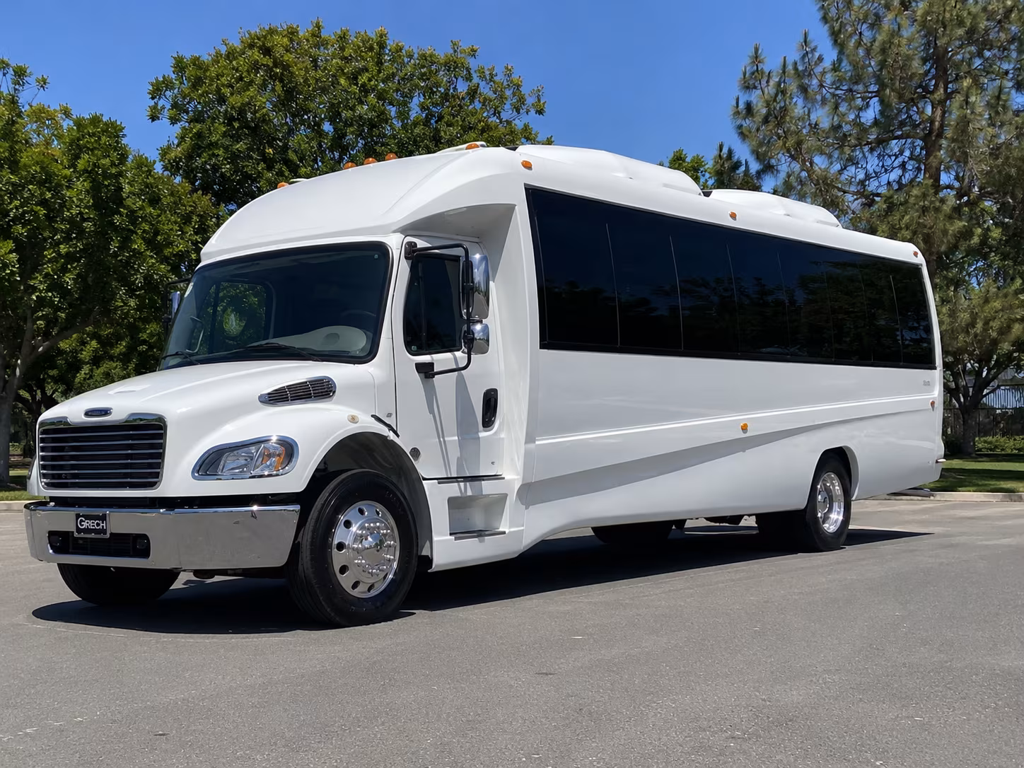 Cleveland Birthday, Sweet 16, & Quinceañera Party Bus Rentals