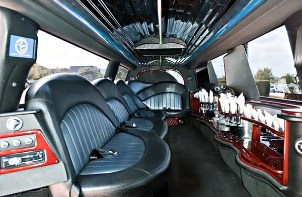 Pittsburgh Lincoln Stretch Limos Interior